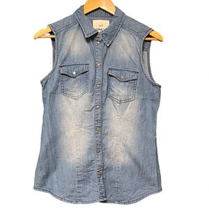 💙 ONLY Sleeveless Denim Snap-Down Top – Medium (EU 38/US 8) – Preloved 💙